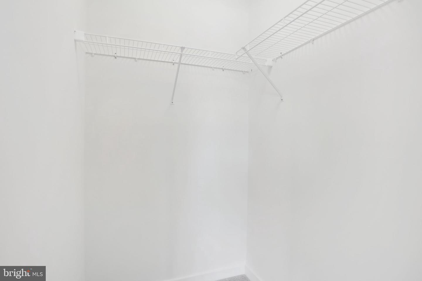 917 Riverplace Dr #17m Property Photo 26