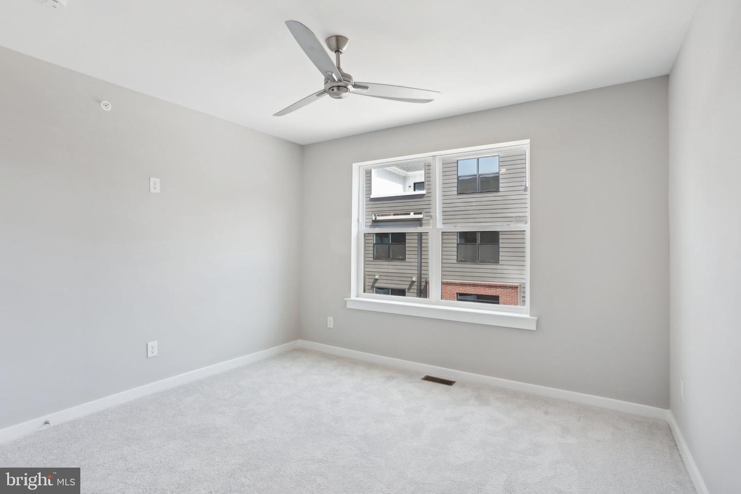 917 Riverplace Dr #17m Property Photo 37