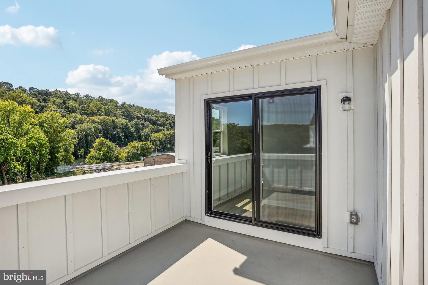 917 Riverplace Dr #17m Property Photo 38