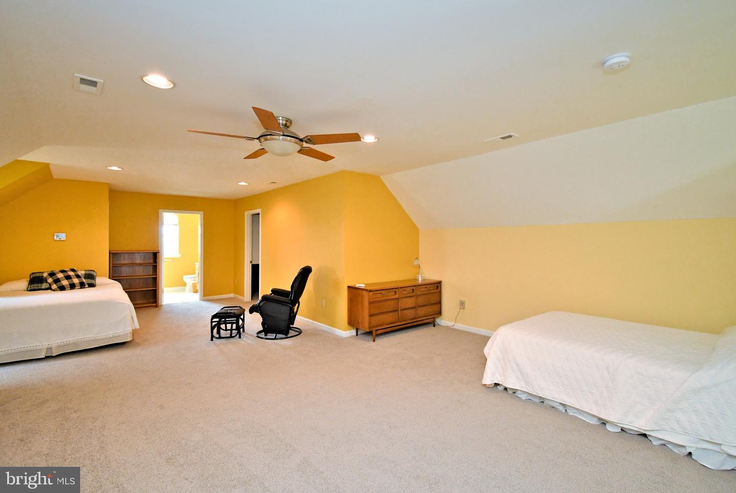 1009 Clover Mill Cir Property Photo 46