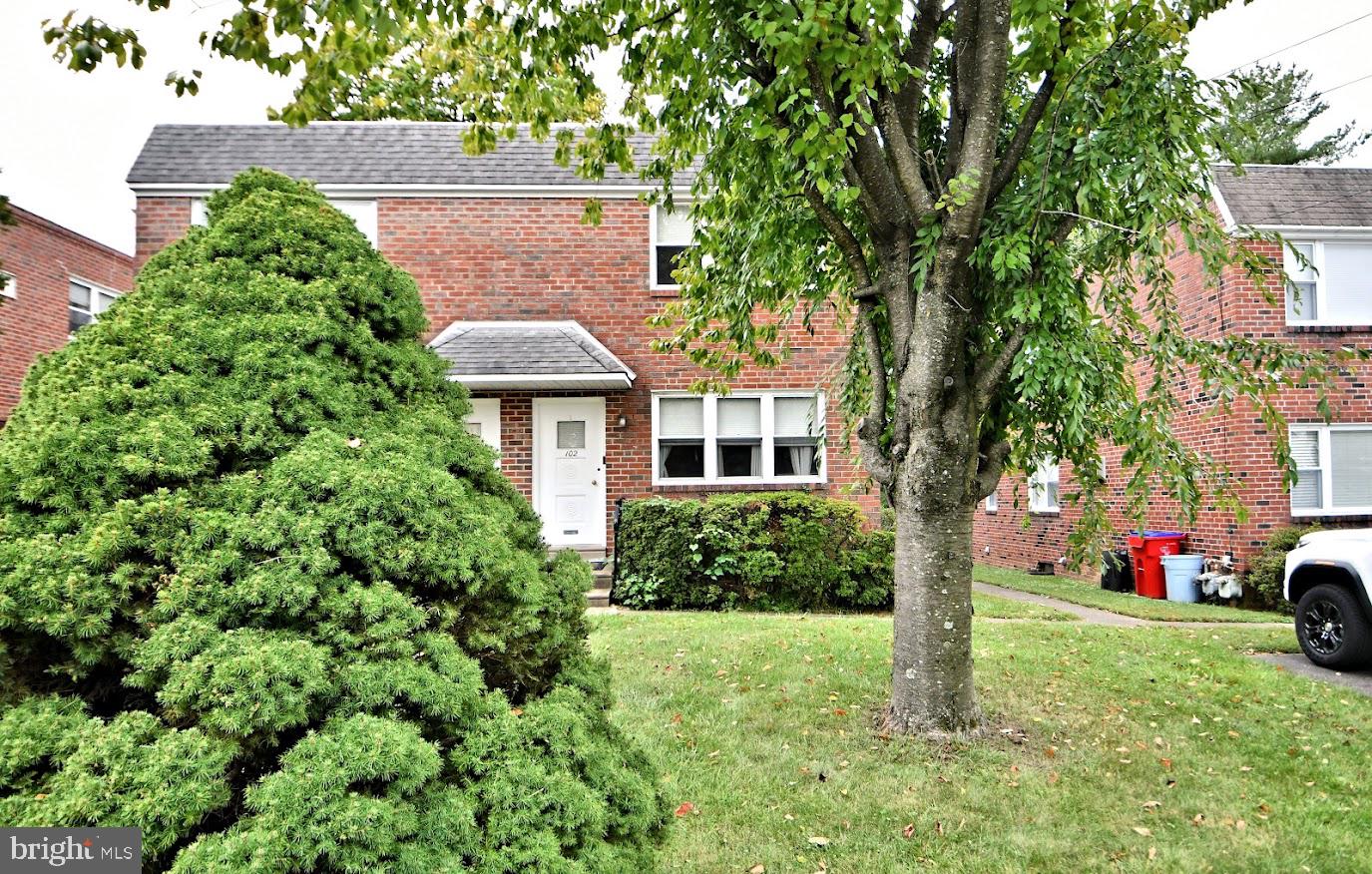 102 Borbeck Ave Property Photo 6