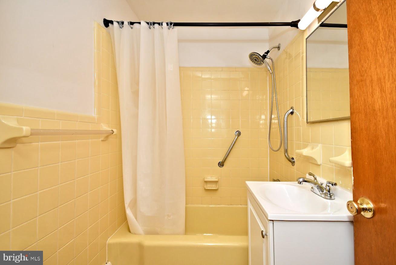 102 Borbeck Ave Property Photo 12