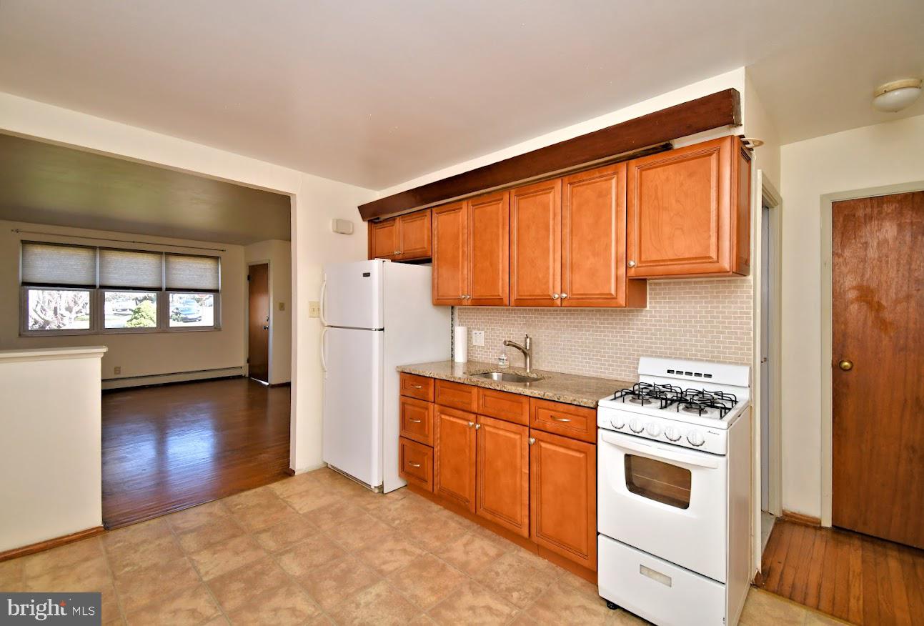 102 Borbeck Ave Property Photo 18
