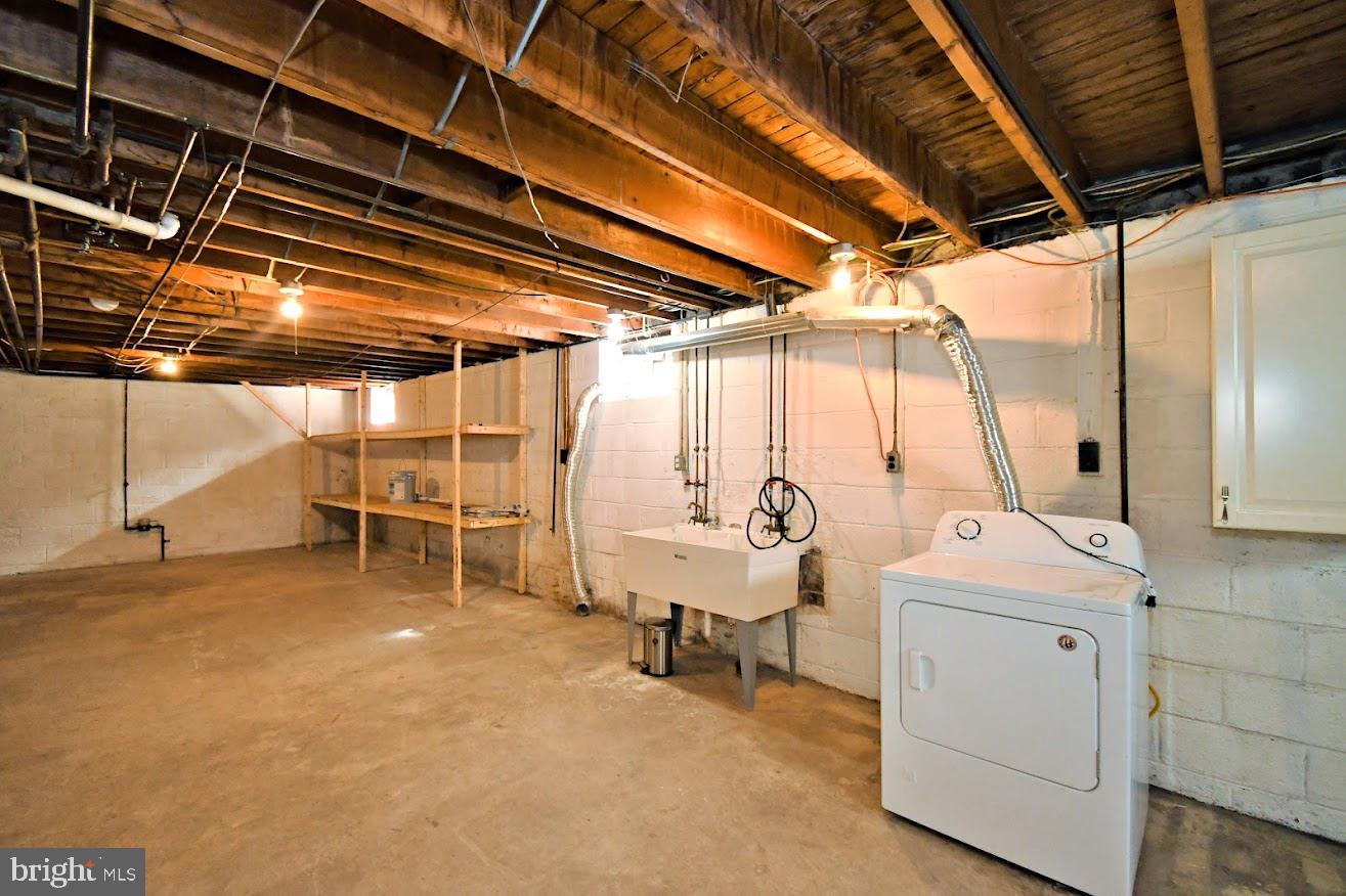 102 Borbeck Ave Property Photo 26