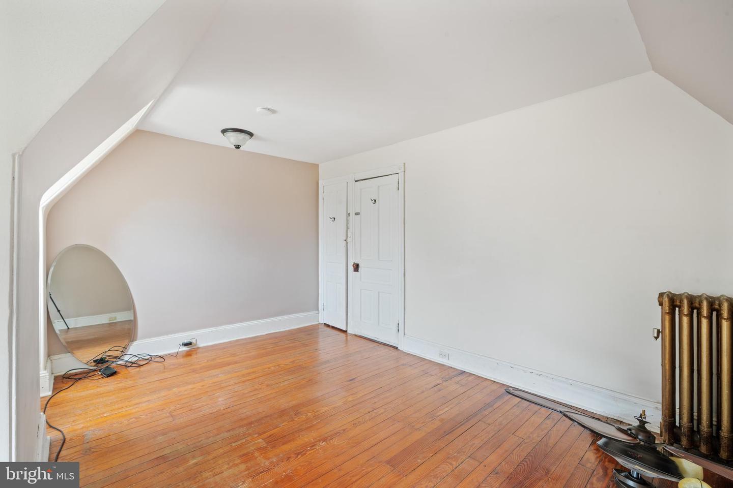 1115 W Main St Property Photo 20