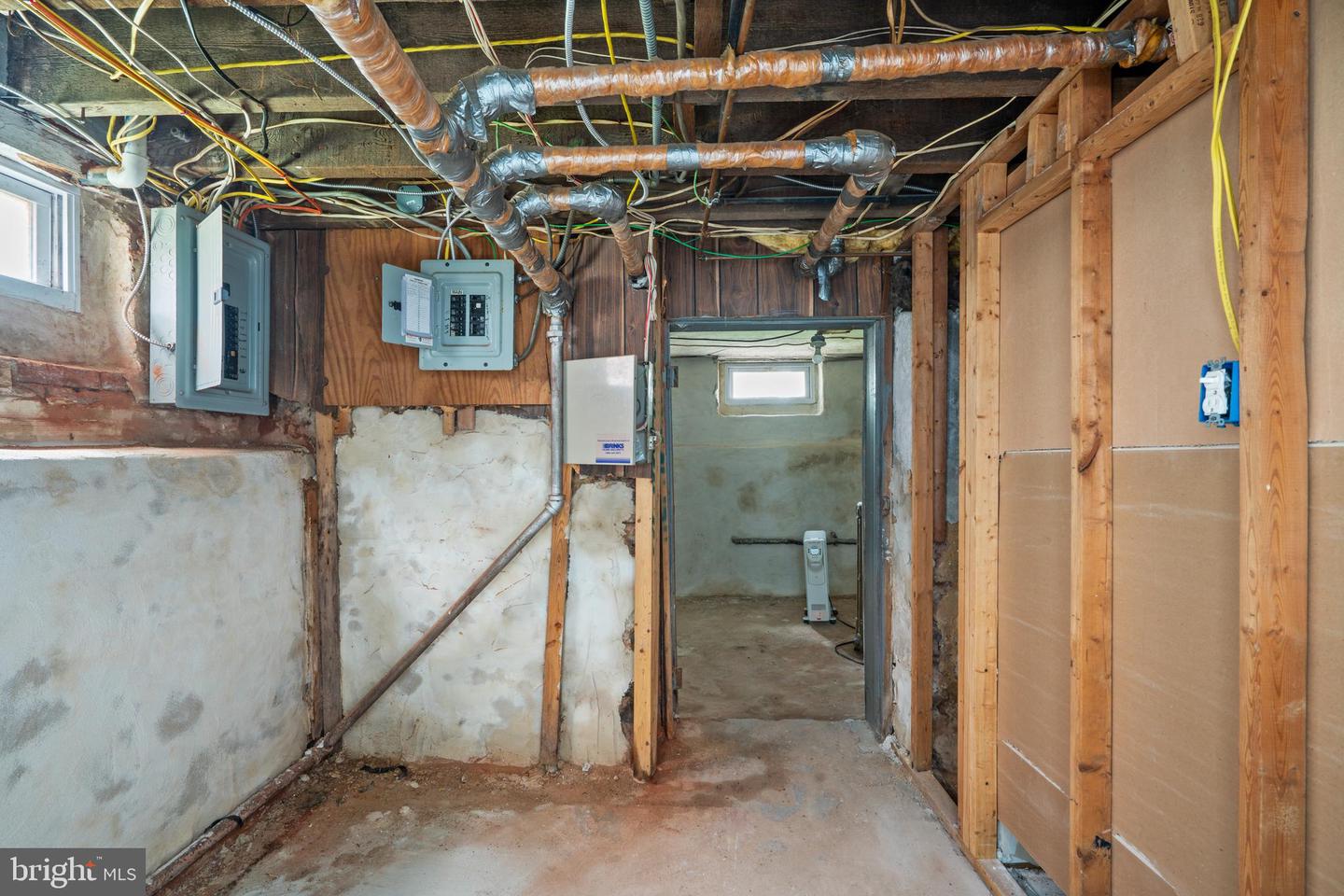 1115 W Main St Property Photo 21