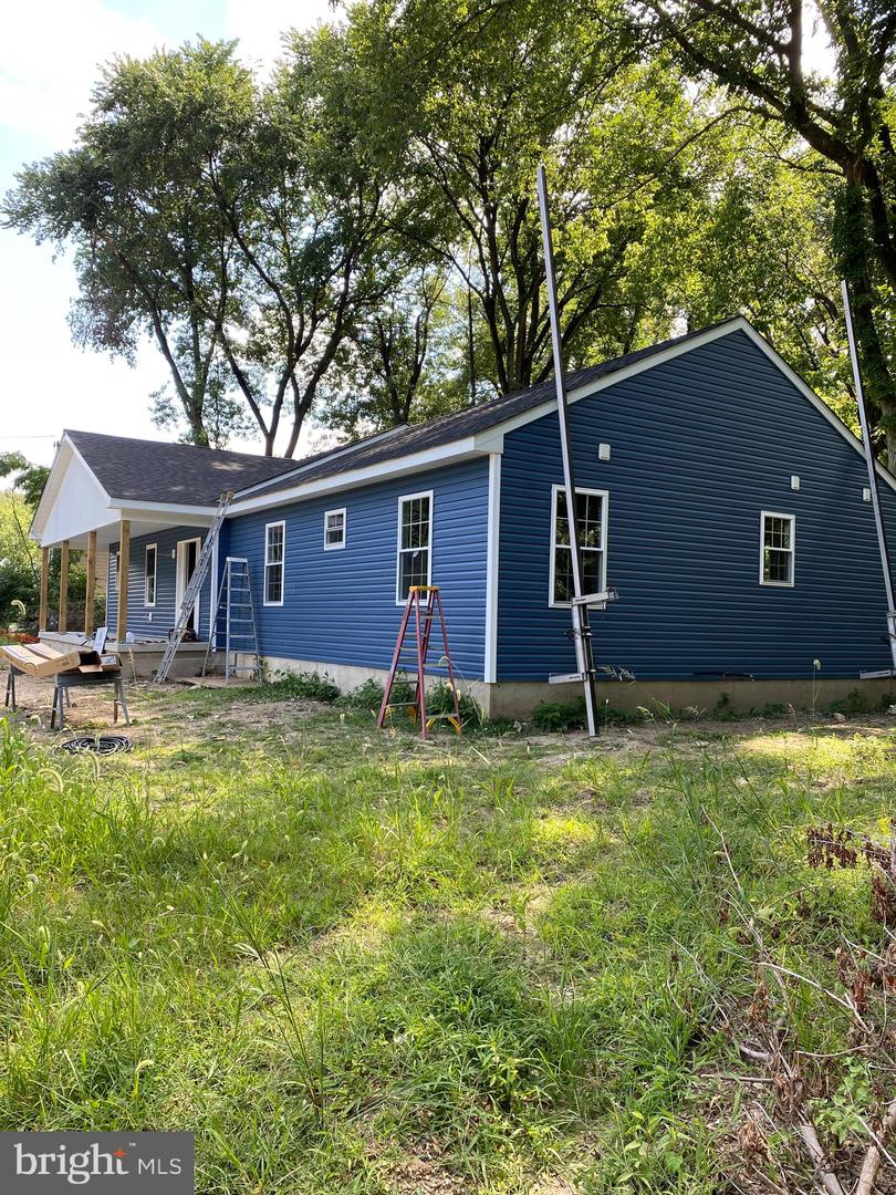 2242 Clearview Ave Property Photo 4