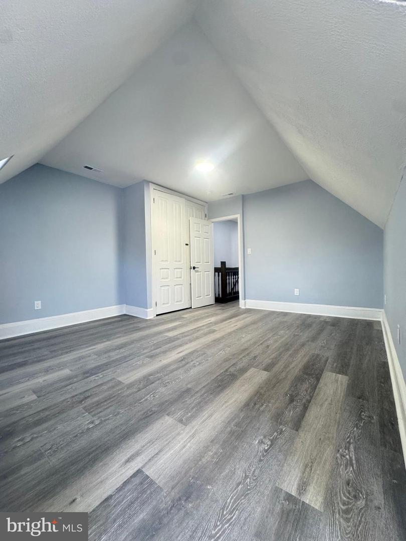 309 Haws Ave Property Photo 40