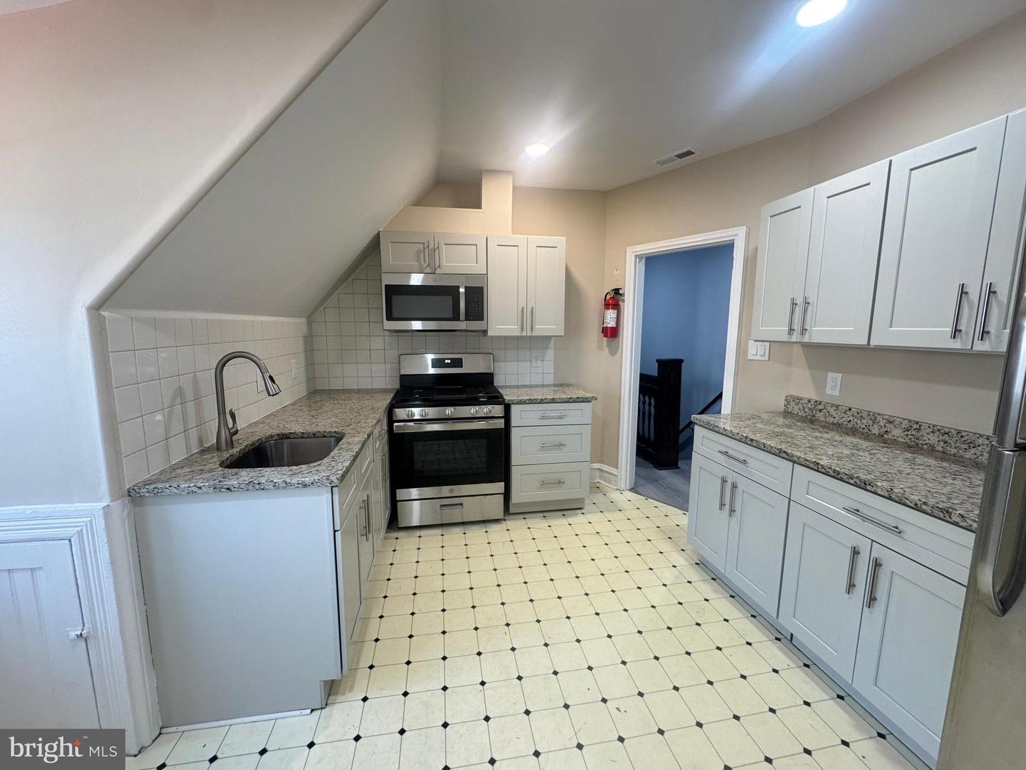 309 Haws Ave Property Photo 43