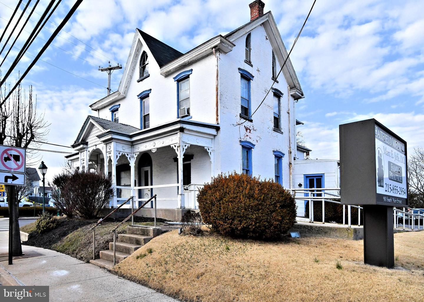 105 S Main St Property Photo 3