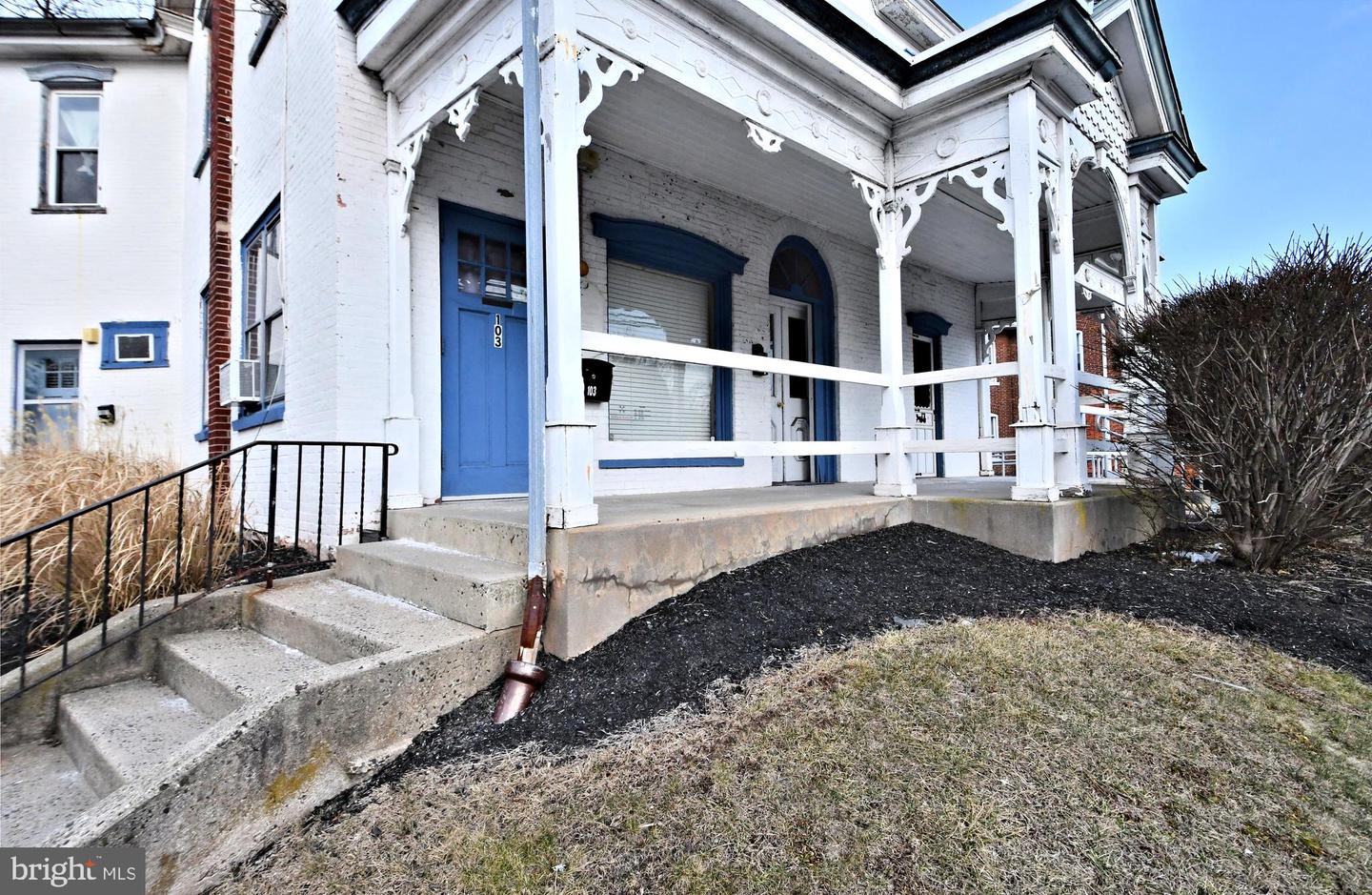 105 S Main St Property Photo 4