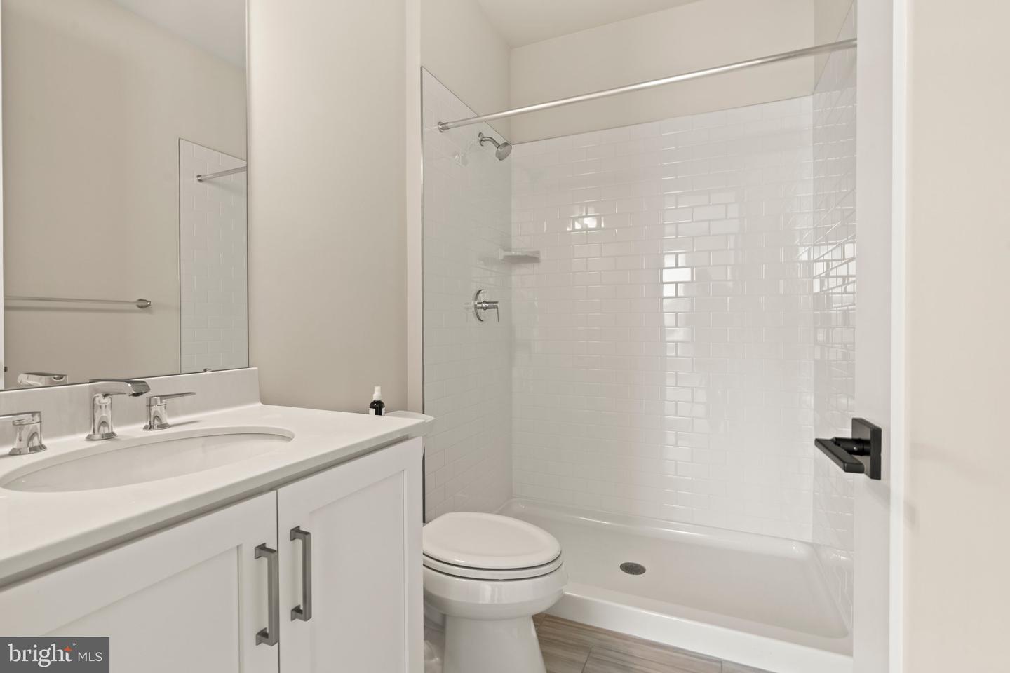 407 E Chestnut Way Property Photo 20