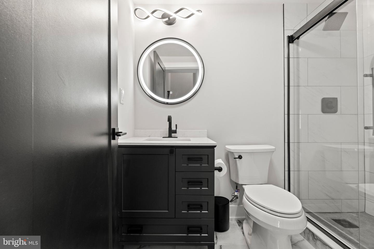 407 E Chestnut Way Property Photo 28