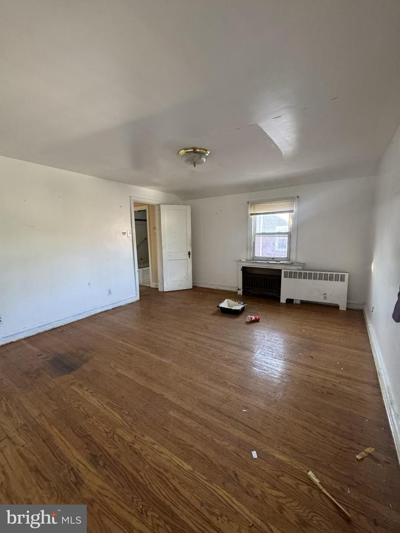 8415 Limekiln Pike Property Photo 9