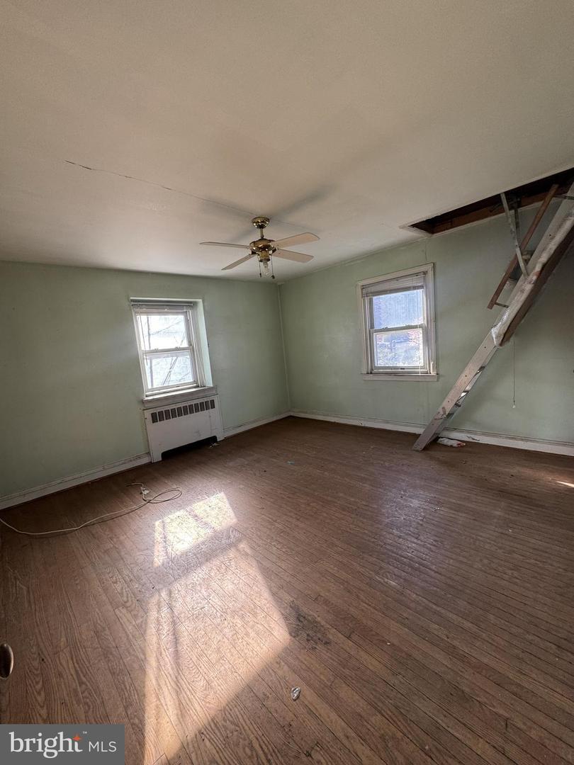 8415 Limekiln Pike Property Photo 14