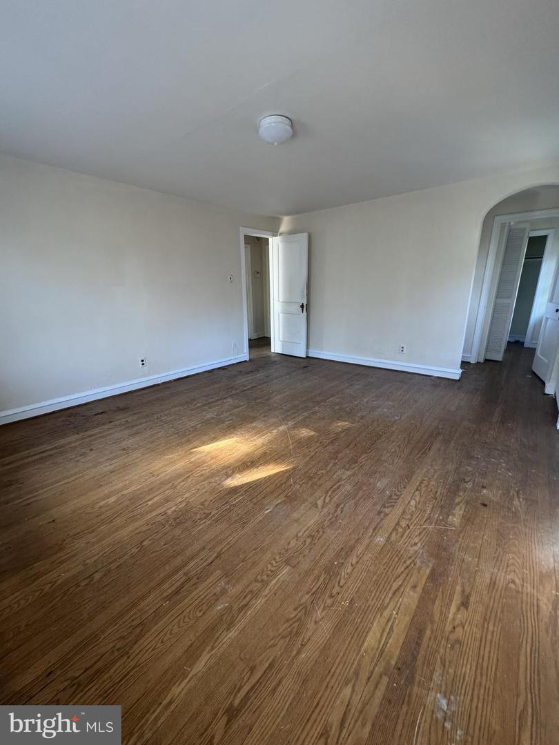 8415 Limekiln Pike Property Photo 15