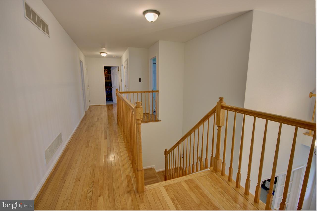 529 N Limerick Rd Property Photo 16