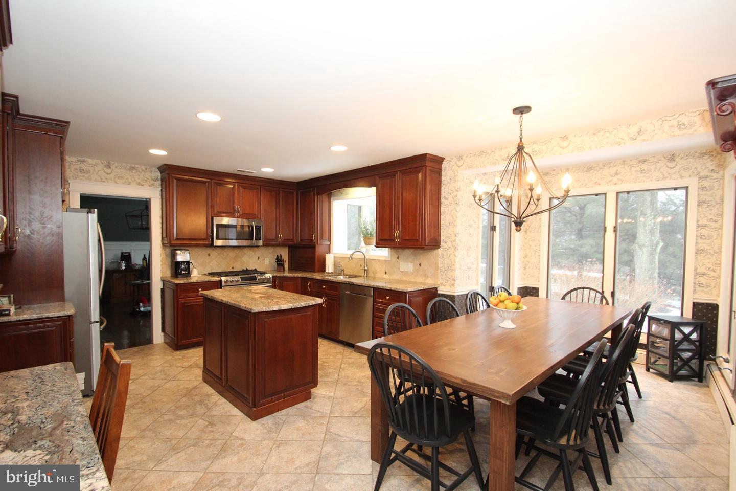 3658 Chimney Swift Dr Property Photo 6