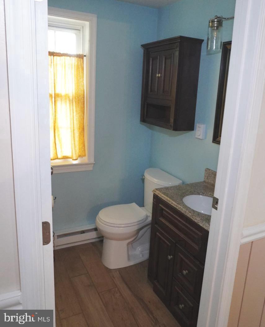 50 E 3rd St Property Photo 19