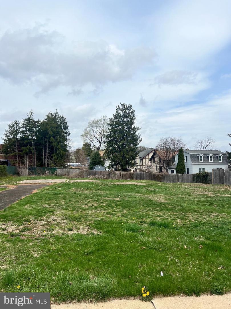 1855 Horace Ave Property Photo 1