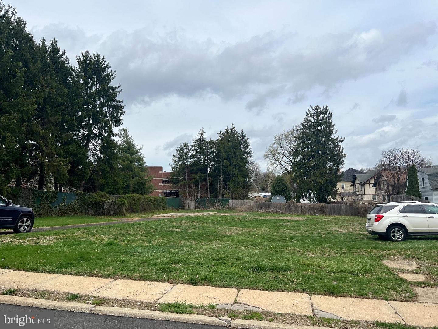 1855 Horace Ave Property Photo 3
