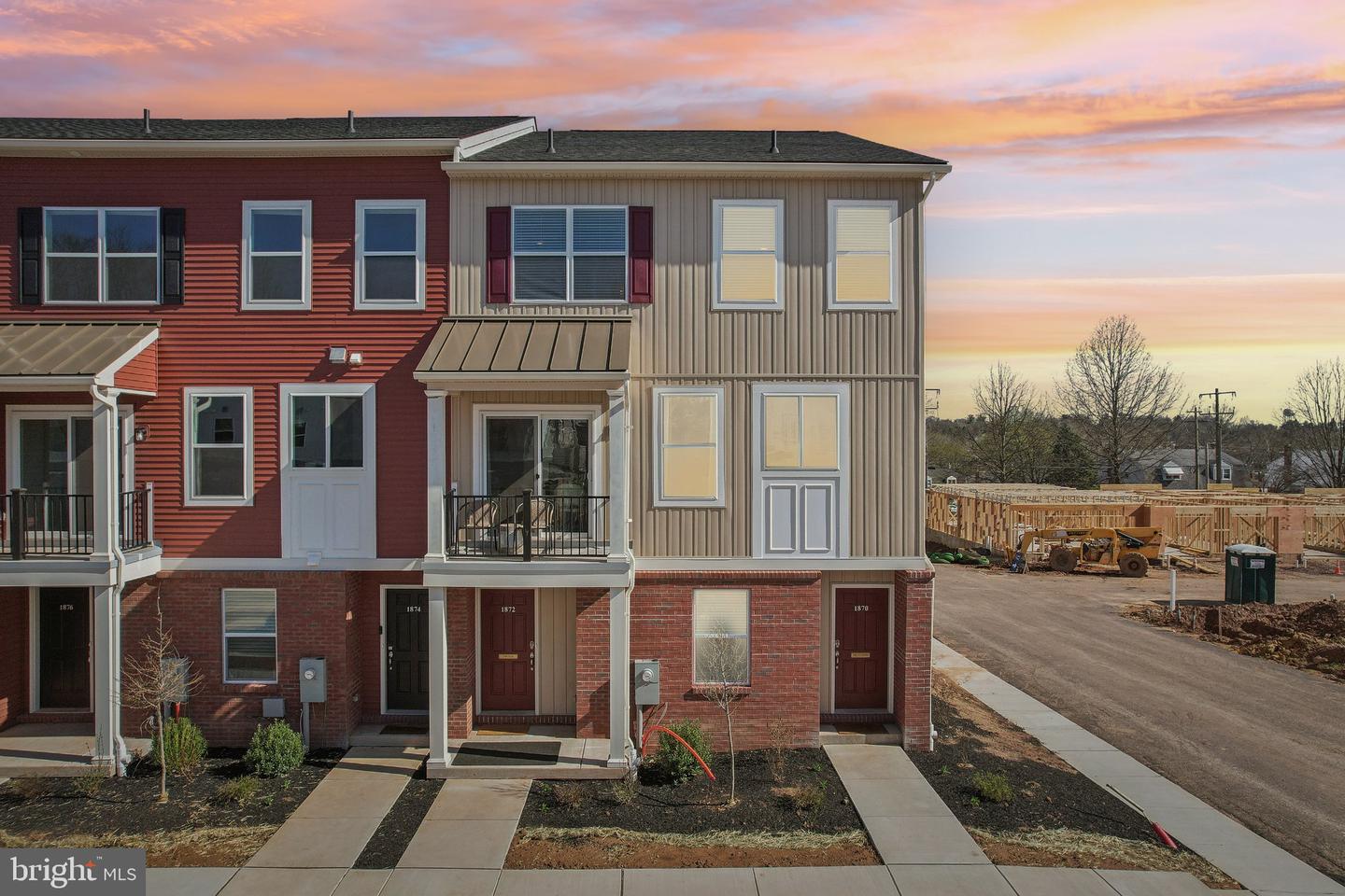 1852 Arbor Place Dr #49s Property Photo