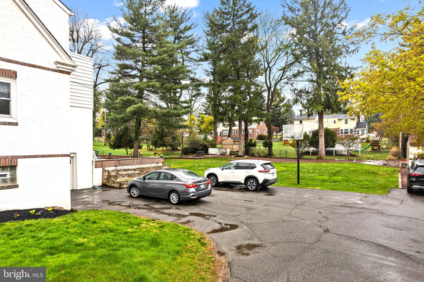 192 Ely Ave Property Photo 32
