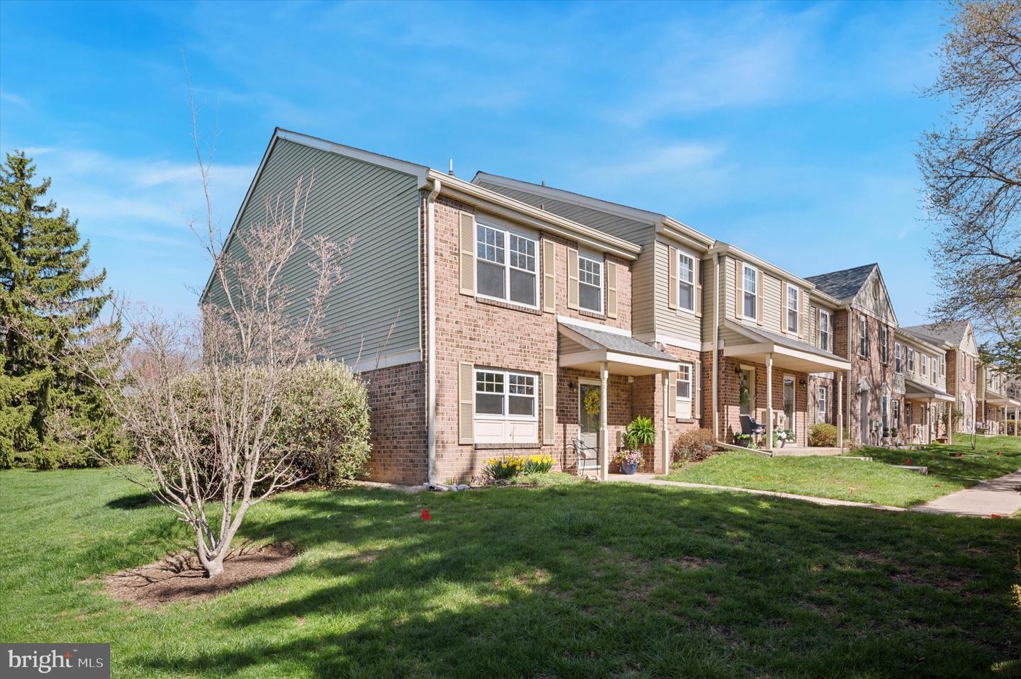 20 Winston Ct #103 U-20 Property Photo