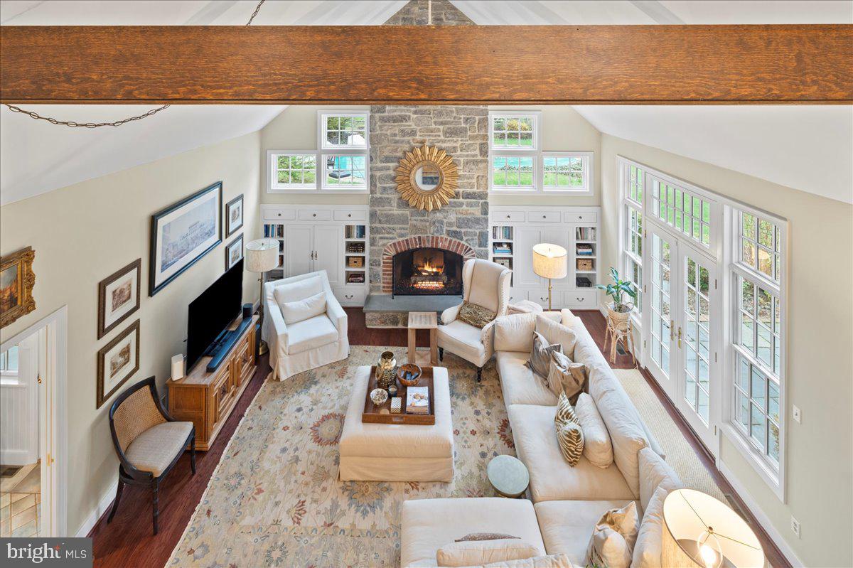 1035 Old Gulph Rd Property Photo 12