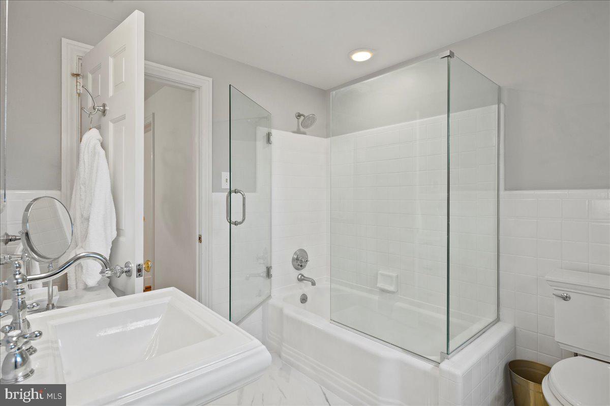 1035 Old Gulph Rd Property Photo 22