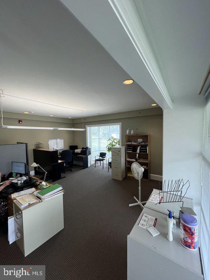 524 Plymouth Rd Property Photo 3