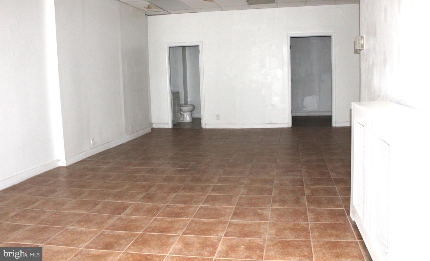 18 Lancaster Property Photo 2