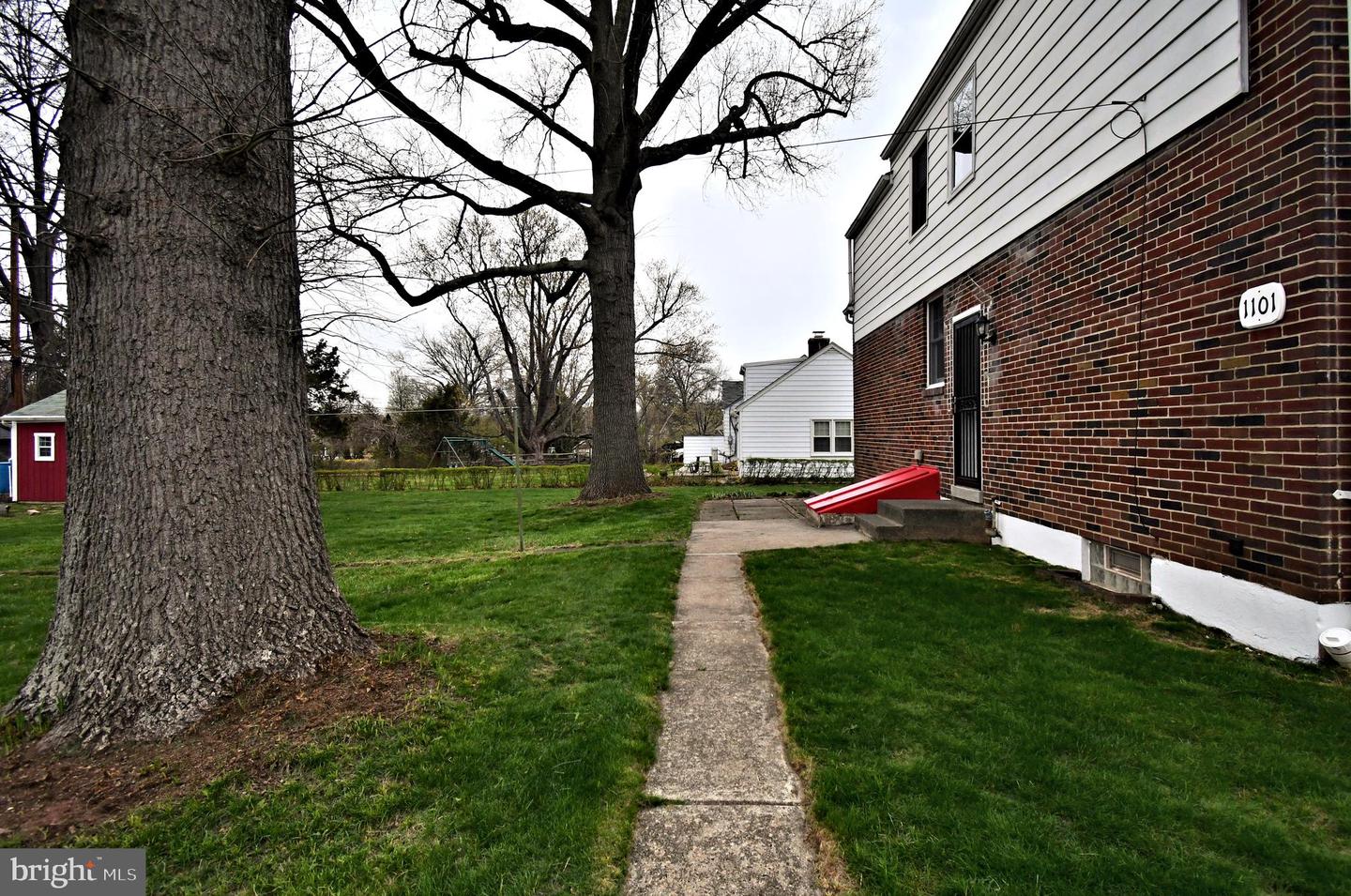 1101 N Franklin St Property Photo 33