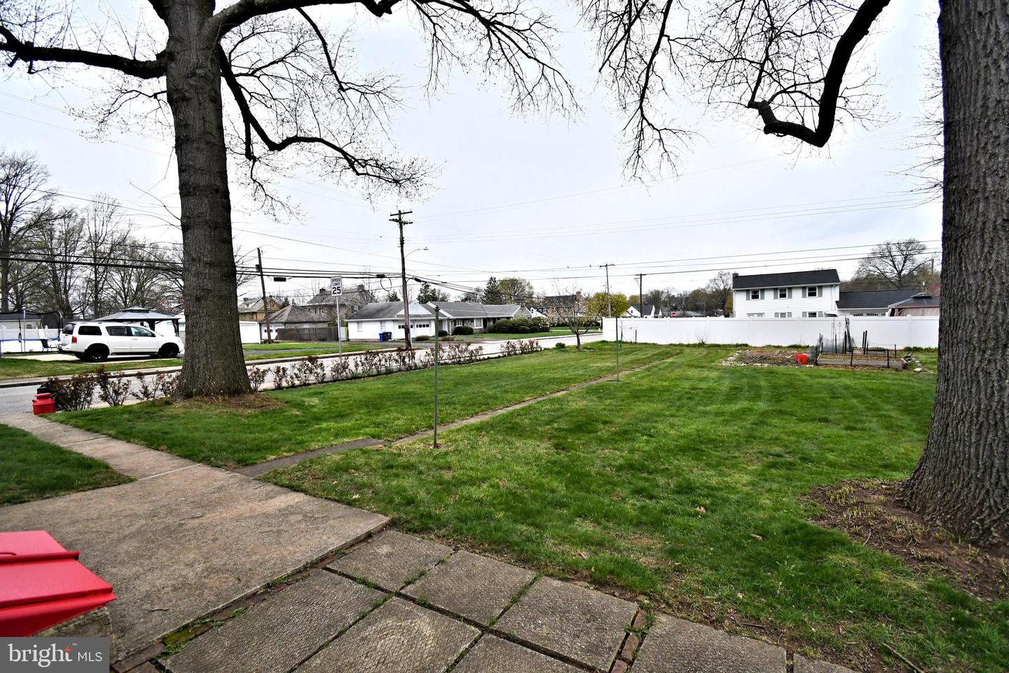 1101 N Franklin St Property Photo 37