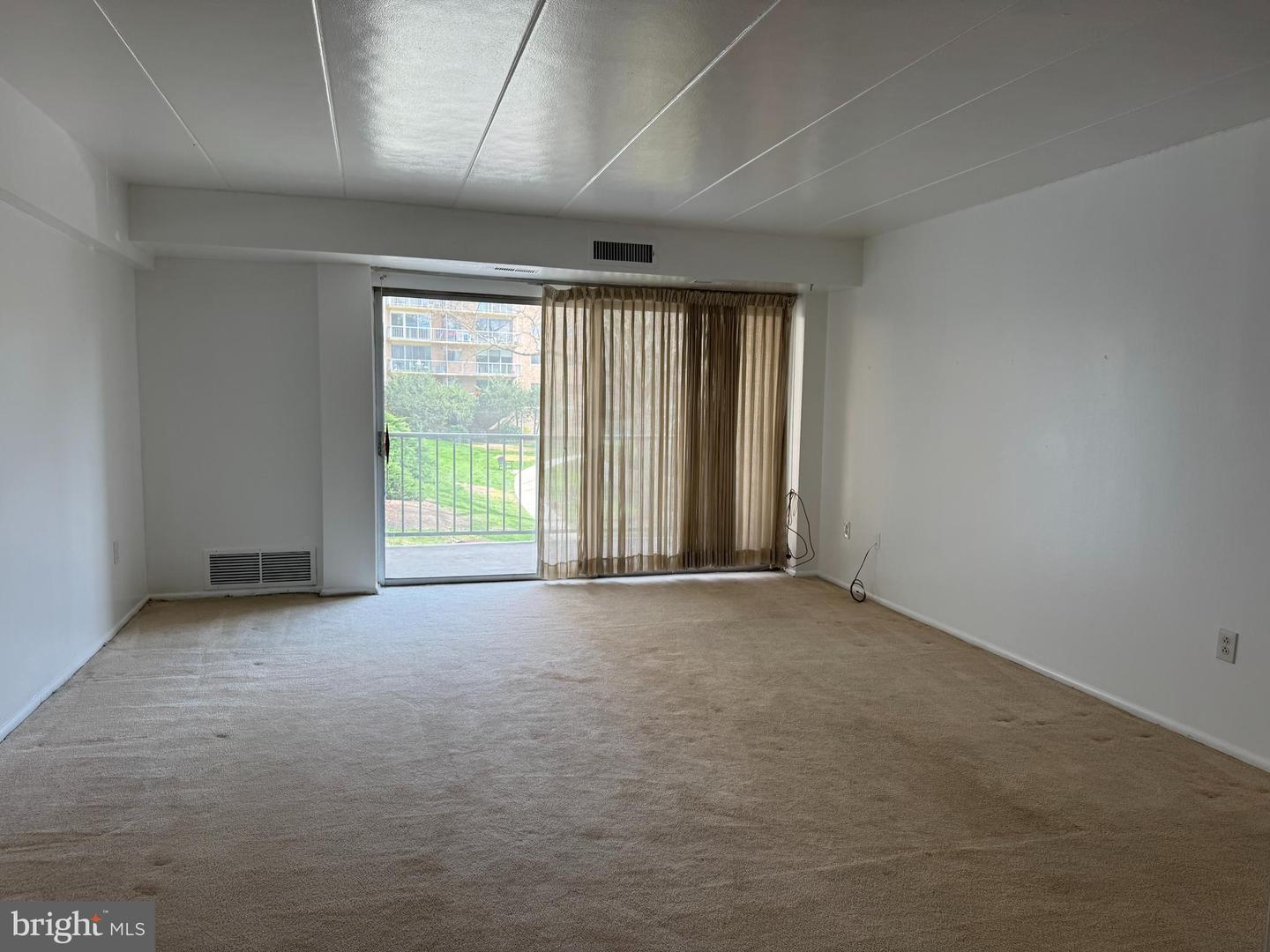100 West Ave #413-w Property Photo 3