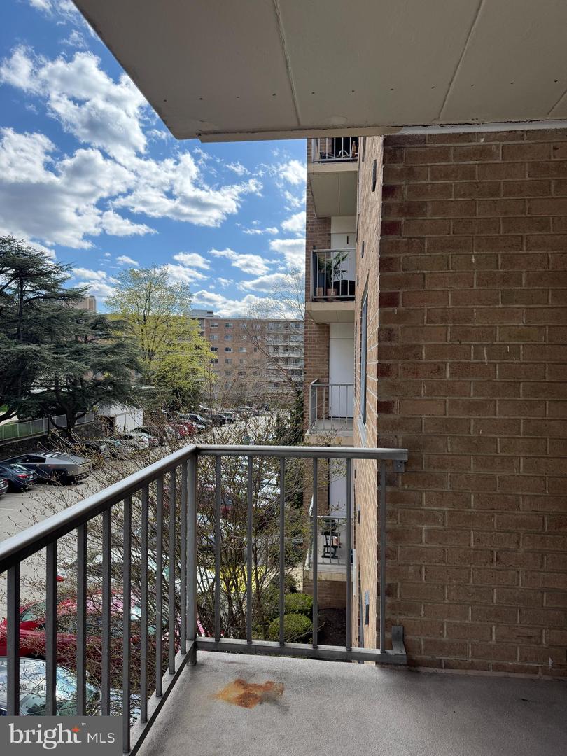 100 West Ave #413-w Property Photo 14