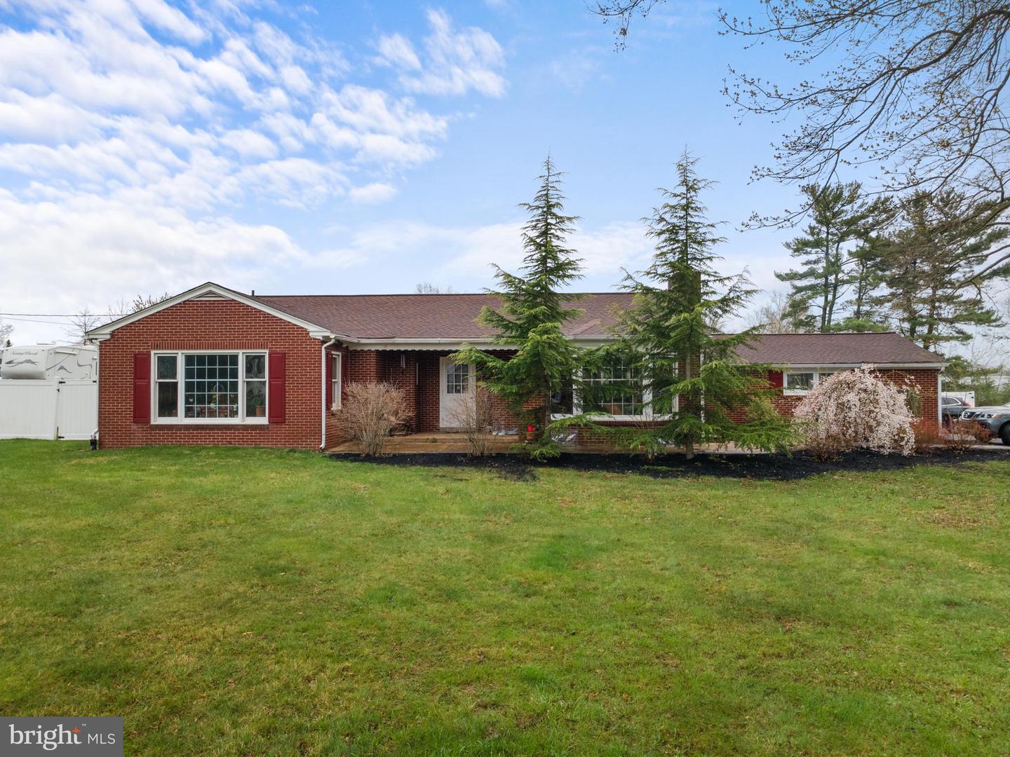 3309 Unionville Pike Property Photo 1