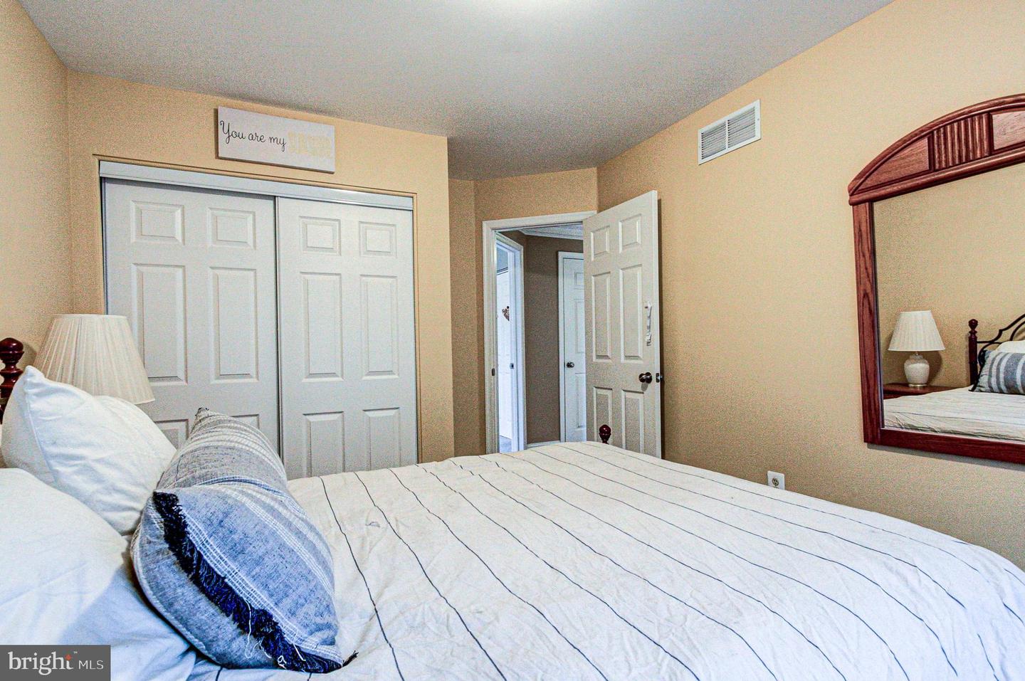 28 Pebble Beach Ln Property Photo 31