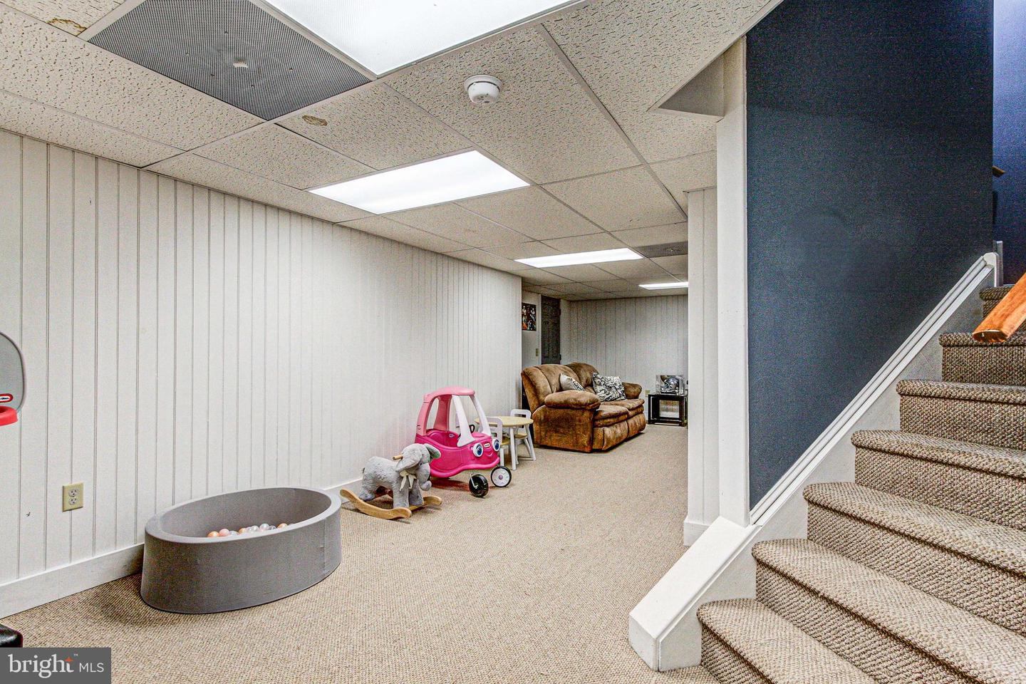 28 Pebble Beach Ln Property Photo 36