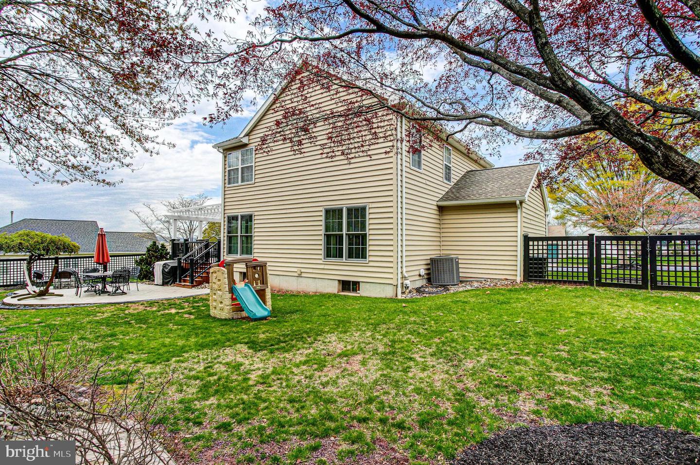 28 Pebble Beach Ln Property Photo 41