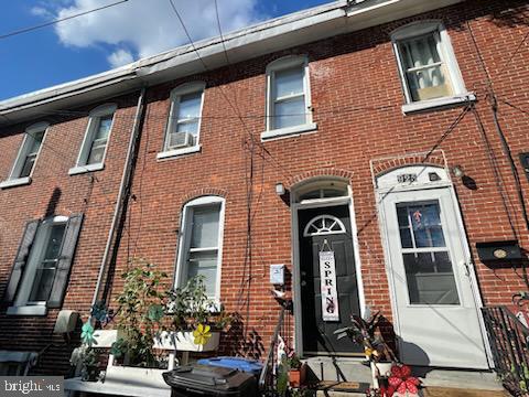 927 Jackson St Property Photo 1