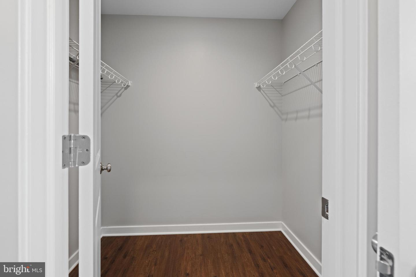 413 Jefferson St #7 Property Photo 28