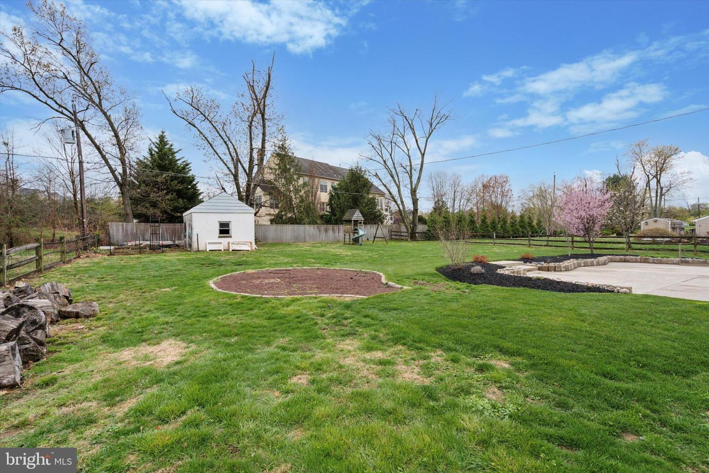 1833 Norristown Property Photo 23