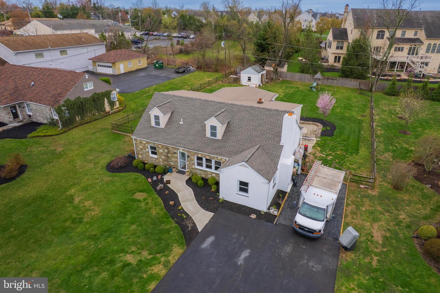 1833 Norristown Property Photo 33