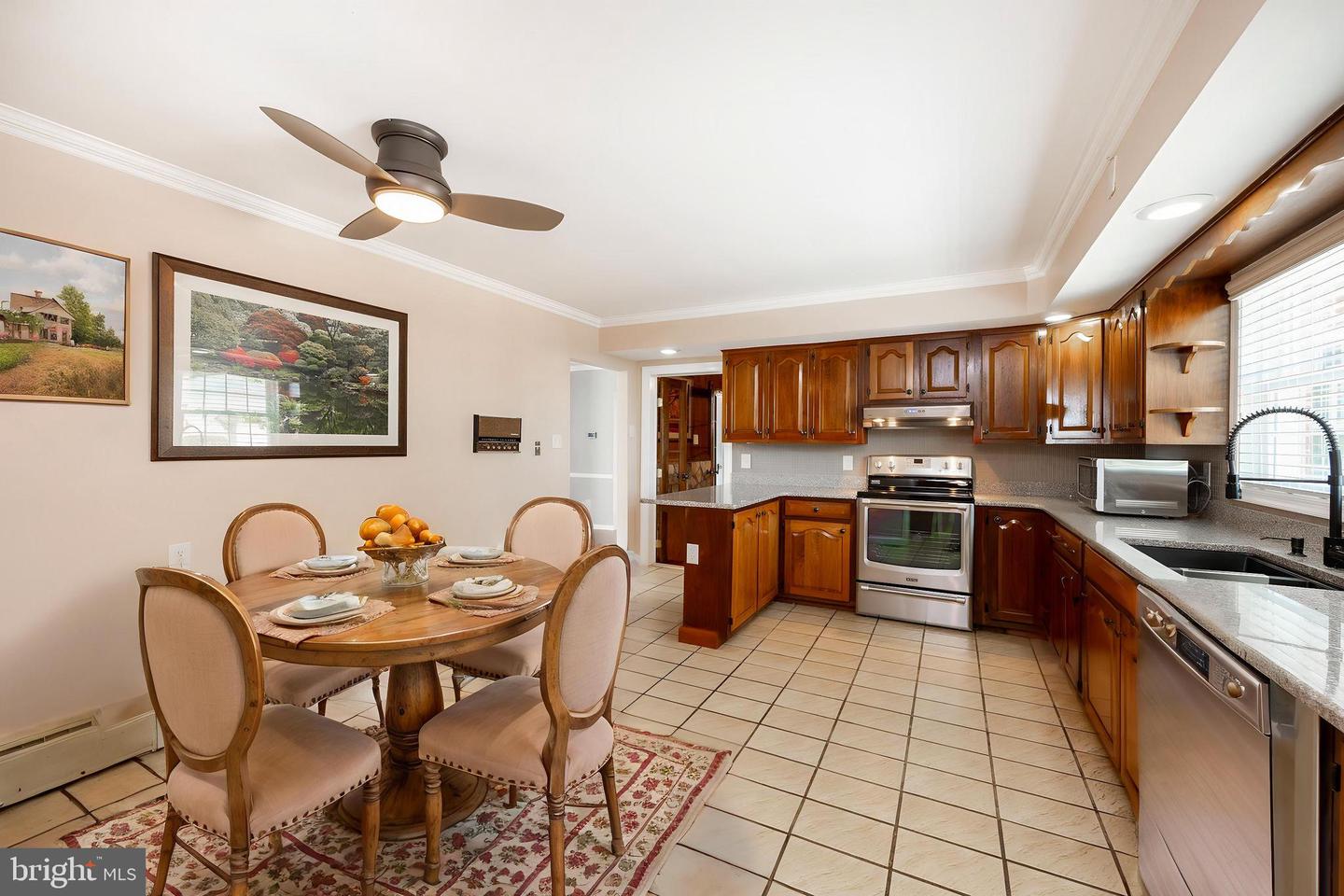 2821 Delta Property Photo 14