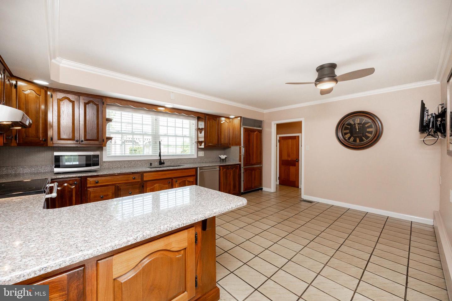 2821 Delta Property Photo 16