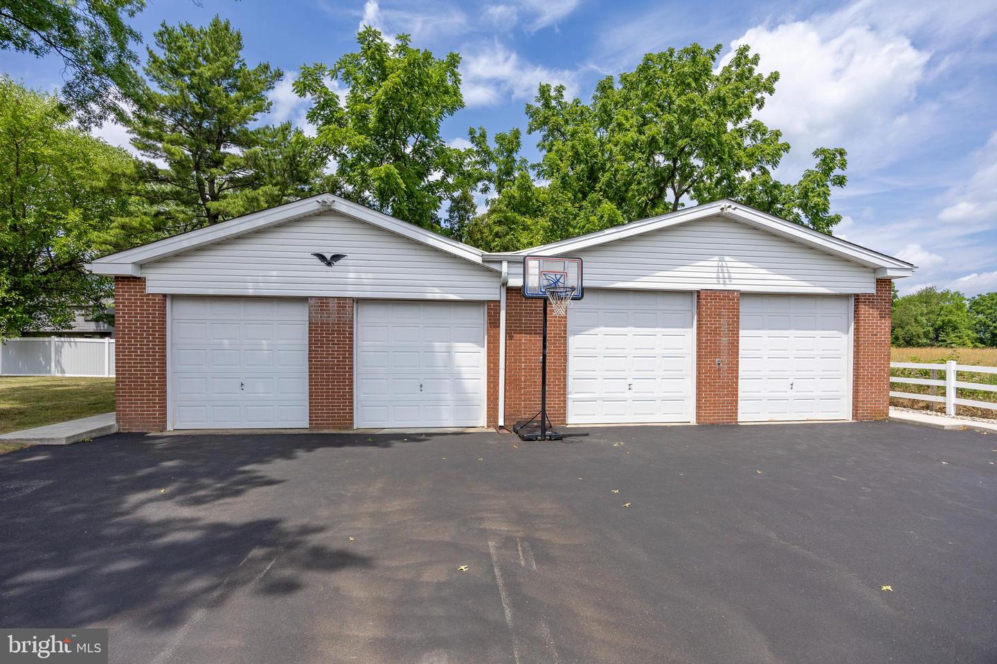 2821 Delta Property Photo 51