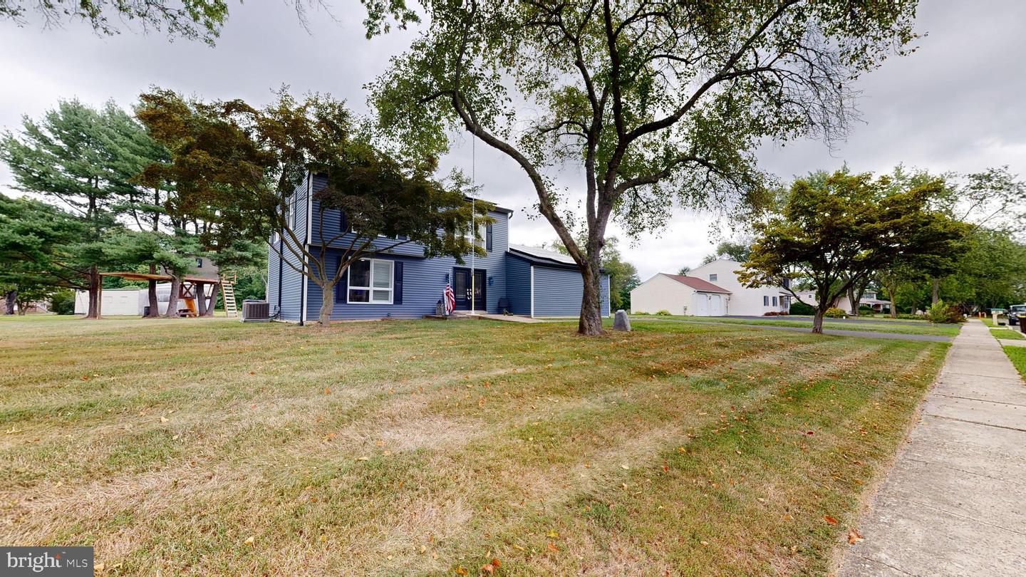 2980 Woodview Dr Property Photo