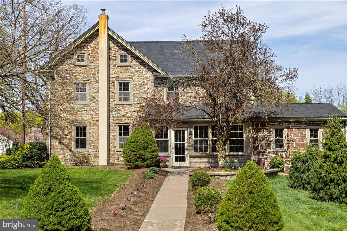 51 Cowpath Rd Property Photo