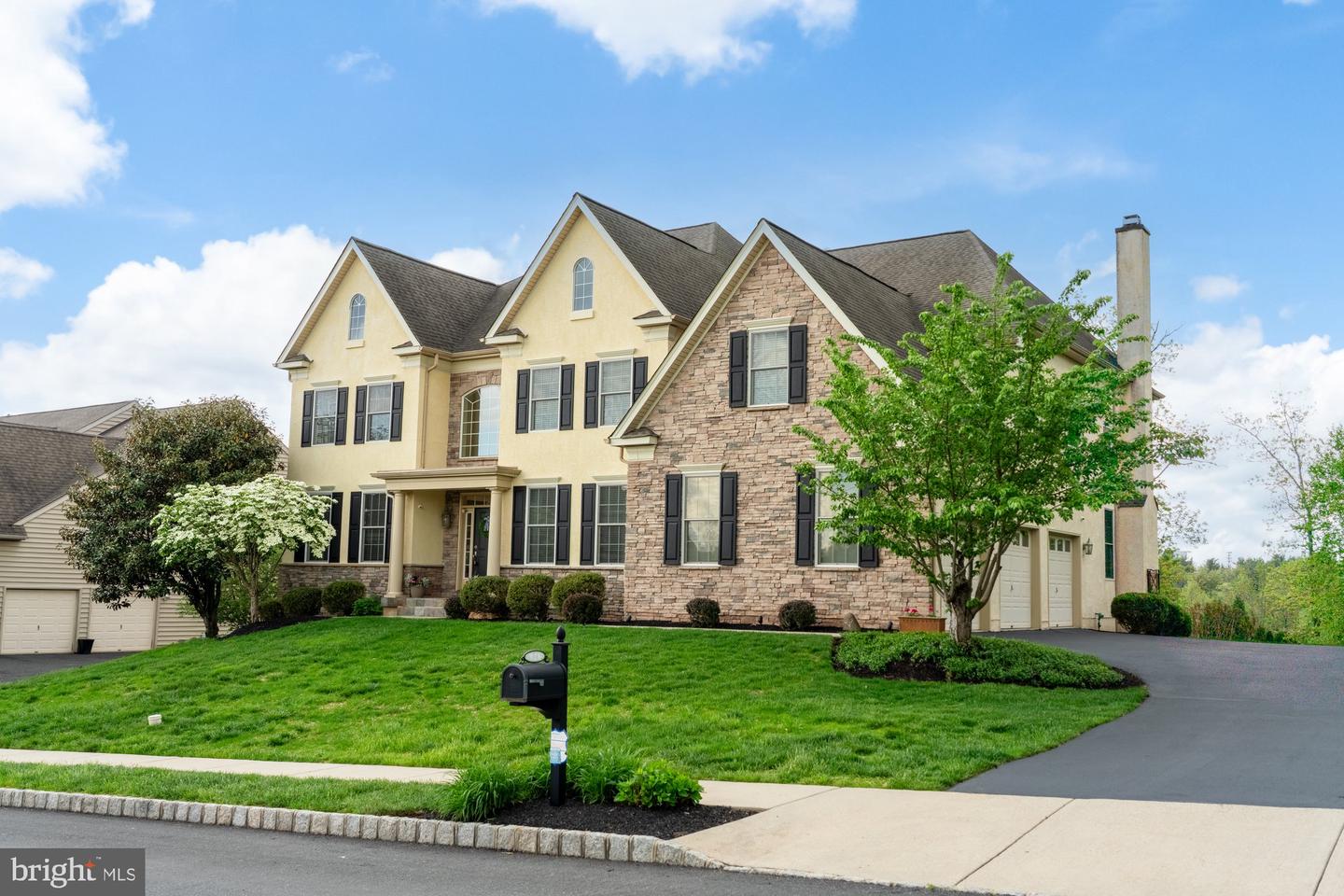 928 Masters Way Property Photo